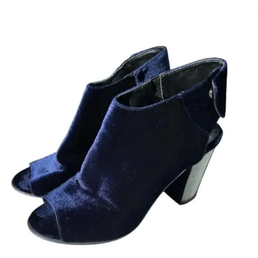 Steve Madden Royal Blue Velvet Heels Pumps Open Toe Size 7.5‎